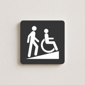 Klančina za gibalno ovirane osebe